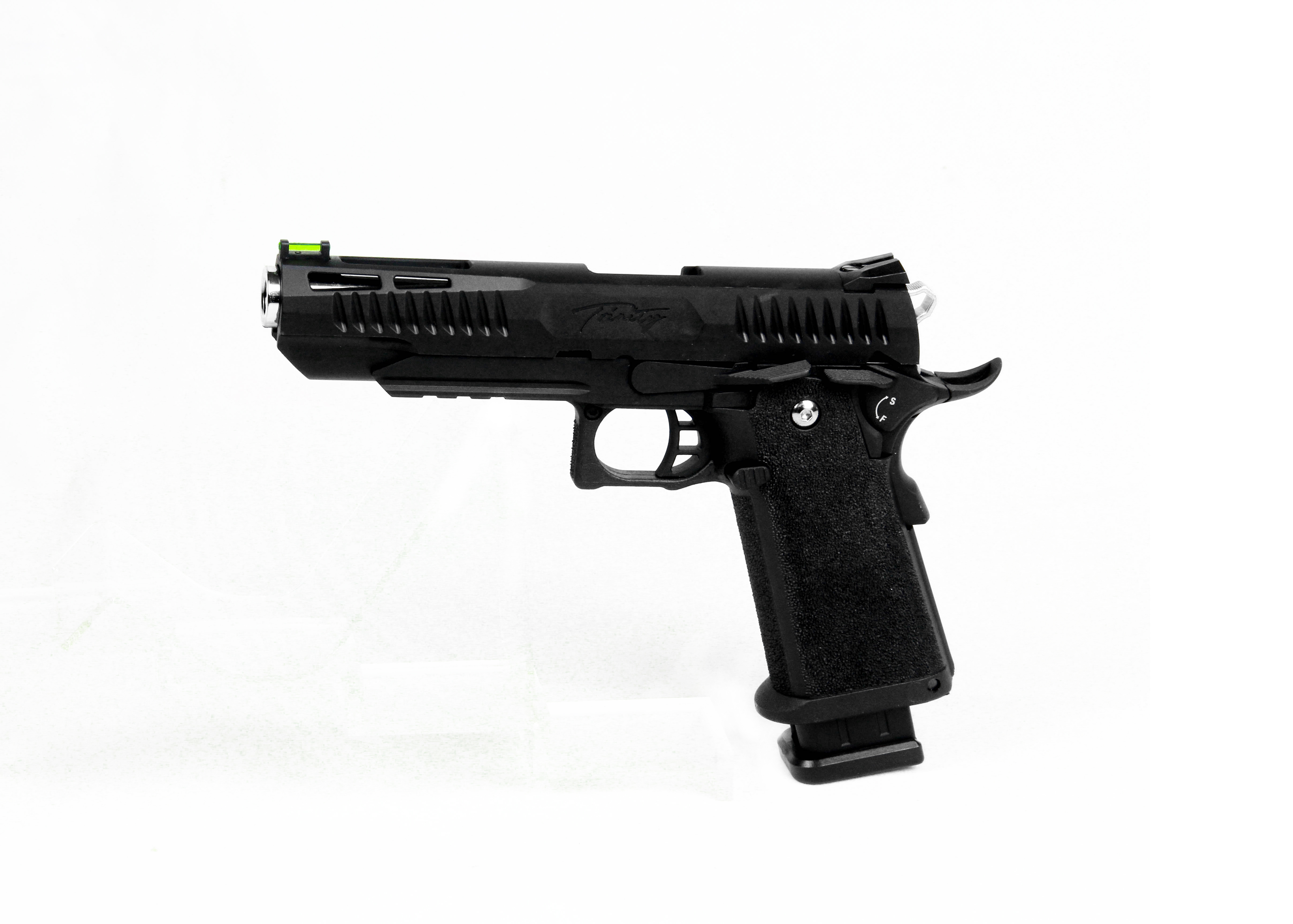 Trinity Hi-Capa 5.1 (GAS / nylon fiber slide) -- Silver barrel Trinity Hi-Capa 5.1 (GAS / nylon fiber slide) -- Silver barrel