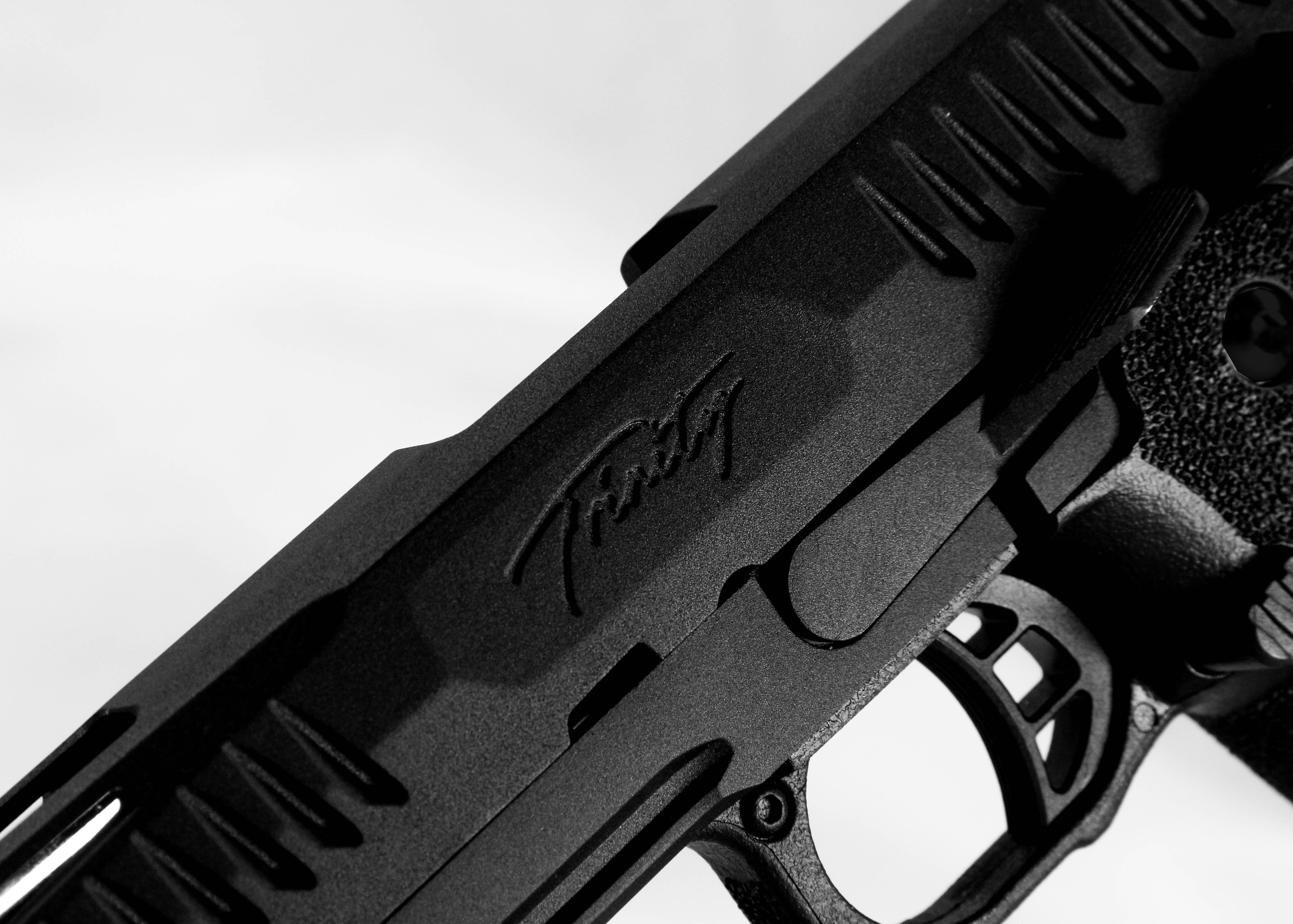 Trinity Hi-Capa 5.1 (GAS / nylon fiber slide) -- Bronze barrel Trinity Hi-Capa 5.1 (GAS / nylon fiber slide) -- Bronze barrel