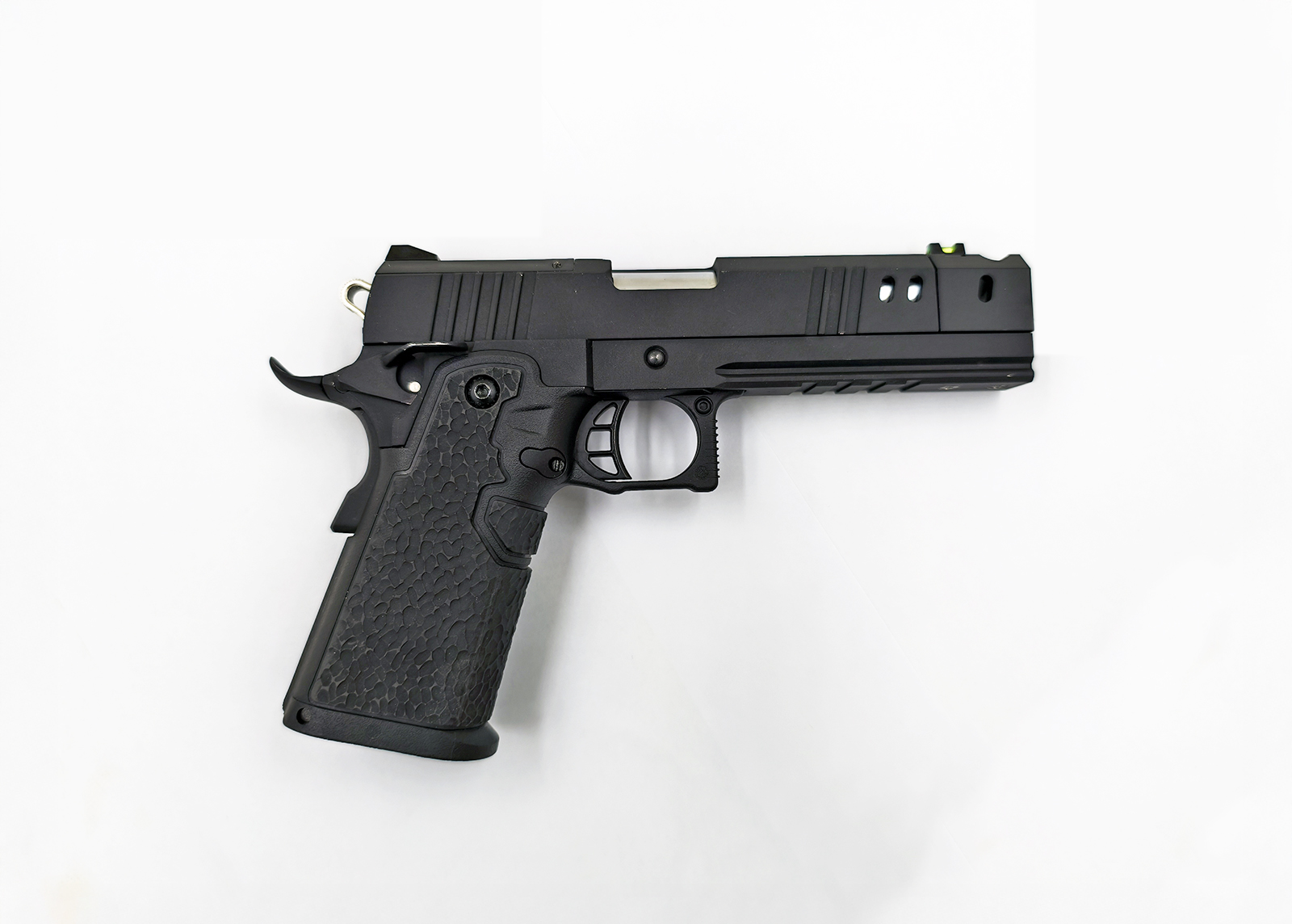 Tyrant 2011 標準型 (CO2 / 鋁合金滑套 - 黑) Tyrant 2011 標準型 (CO2 / 鋁合金滑套 - 黑)